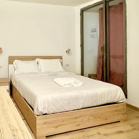 Vila Edificio Storico In Bg Centro Con Area Esterna Privata